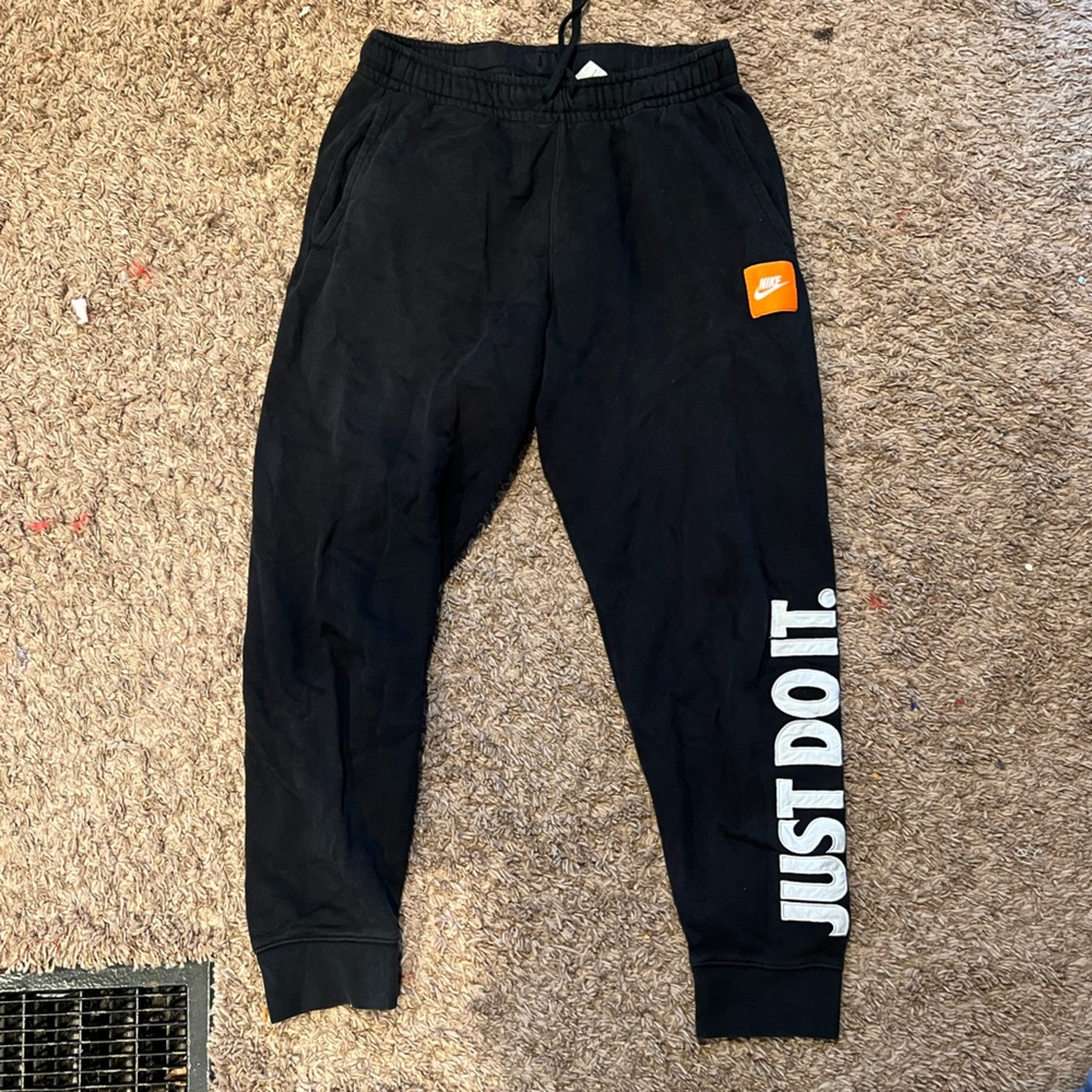 Nike Mens Joggers Size medium